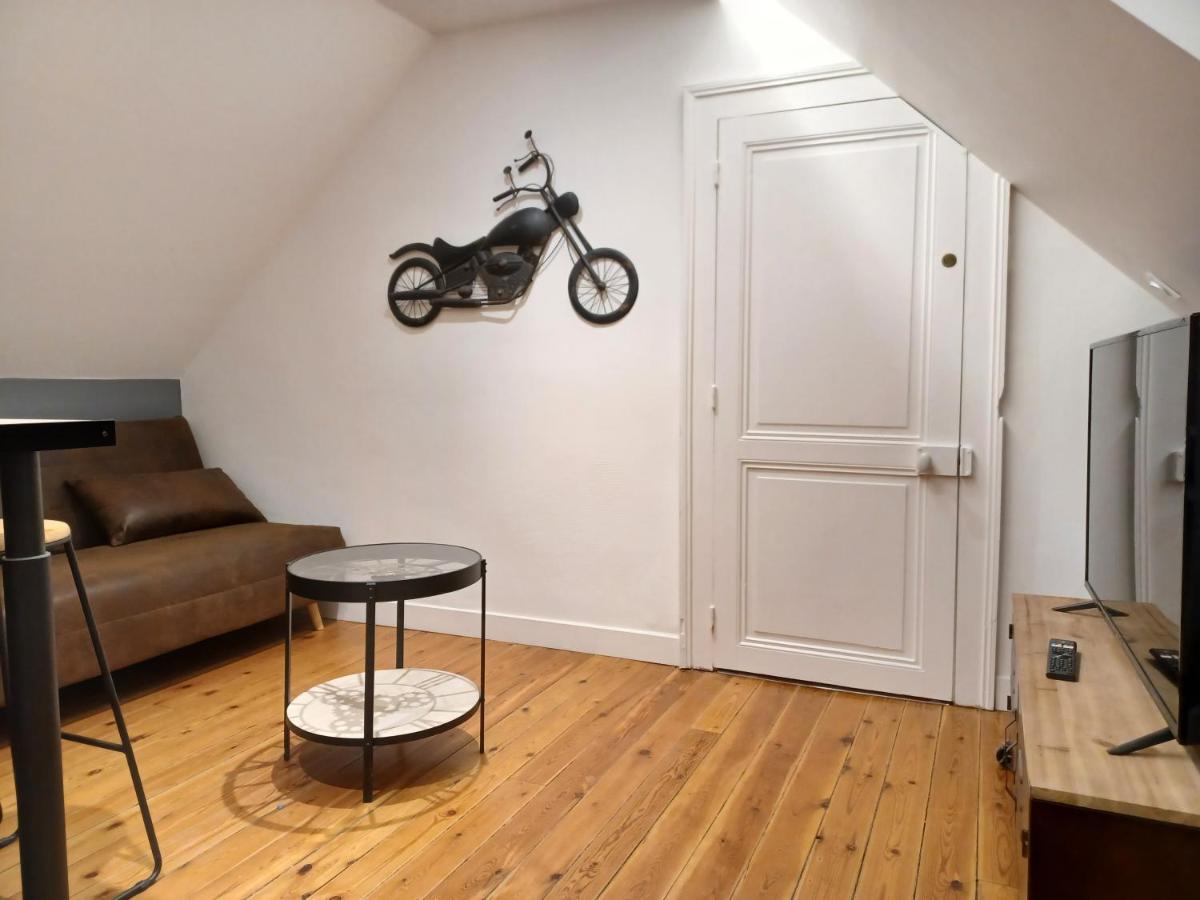 Ferienwohnung L'Atypique Of Course Le Mans Exterior foto